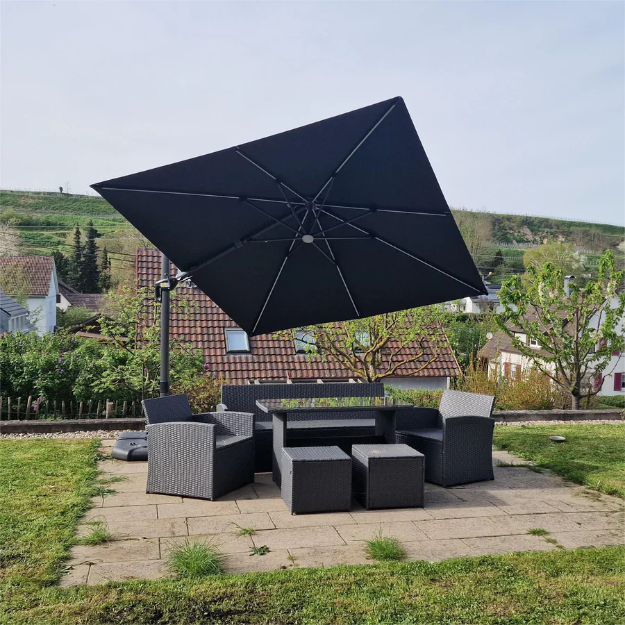 PURPLE LEAF LED Offset Cantilever Parasol with Lights - Image 3